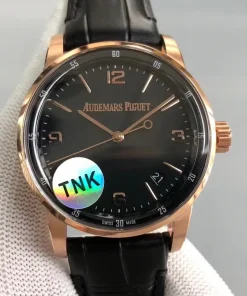 AP Code 11.59 black dial bracelet detail