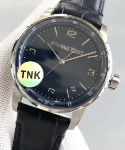 AP Code 11.59 blue dial clasp detail