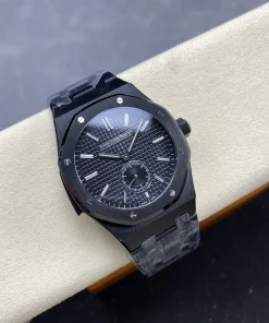 AP Royal Oak 26591CE black dial caseback detail