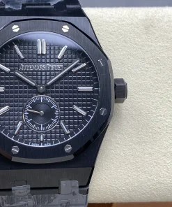 AP Royal Oak 26591CE black dial crown detail
