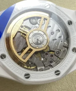 AP Royal Oak 15500 black dial lug detail