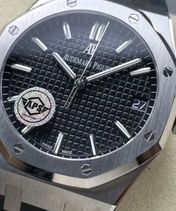 AP Royal Oak 15500ST blue dial side profile 1220ST