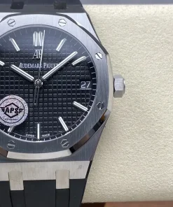 AP Royal Oak 15500ST black dial side profile 1220ST