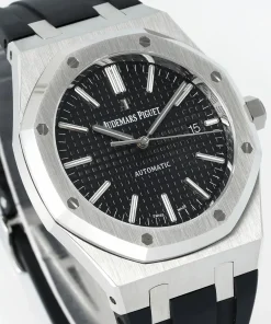 AP Royal Oak 15400ST black dial bezel detail 1220ST 4224