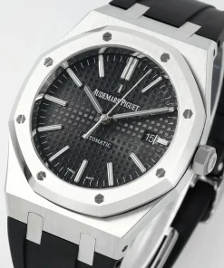 AP Royal Oak 15400ST black dial clasp detail 1220ST 4224