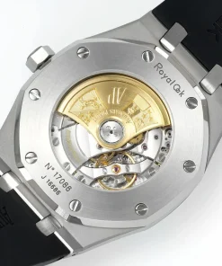 AP Royal Oak 15400ST black dial side profile 1220ST 4224