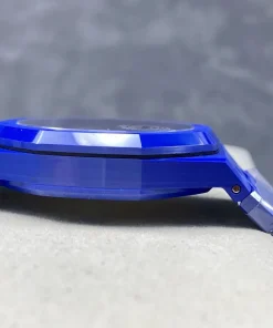 AP Royal Oak 15500 blue dial caseback detail