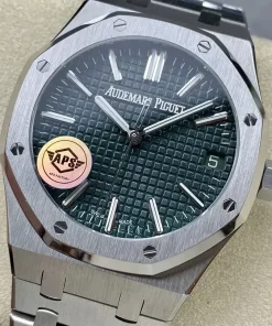 AP Royal Oak 15510ST green dial bezel detail