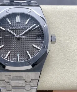 AP Royal Oak 15510ST grey dial dial closeup
