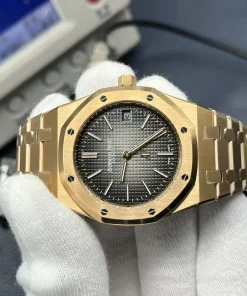AP Royal Oak 16202 front view