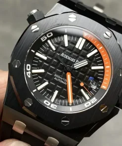 AP Royal Oak Offshore 15707CE lug detail