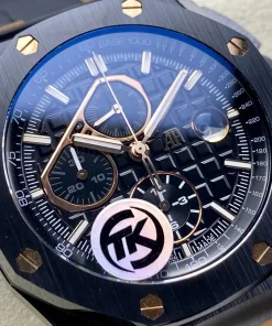 AP Royal Oak Offshore 26405CE crown detail