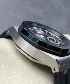 AP Royal Oak Offshore 26400SO dial closeup A002CA