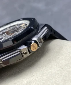 AP Royal Oak Offshore 26470ST black dial front view A801CR