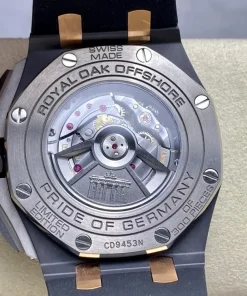 AP Royal Oak Offshore 26470ST black dial bracelet detail A801CR