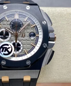 AP Royal Oak Offshore 26470ST black dial lug detail A801CR