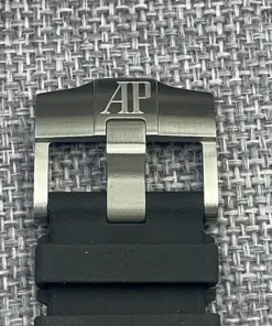 AP Royal Oak Offshore 15710ST black dial crown detail