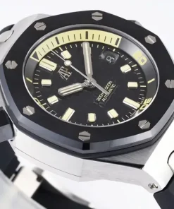 AP Royal Oak Offshore 15720CN black dial crown detail