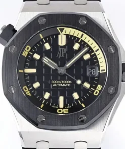AP Royal Oak Offshore 15720CN black dial front view