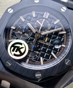 AP Royal Oak Offshore 26405CE black dial caseback detail