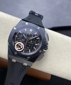 AP Royal Oak Offshore 26405CE black dial dial closeup