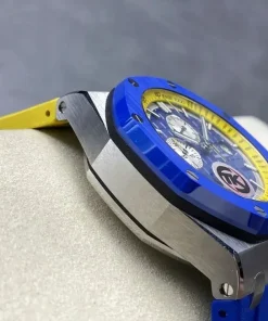 AP Royal Oak Offshore 26400SO blue dial clasp detail A057CA 4767