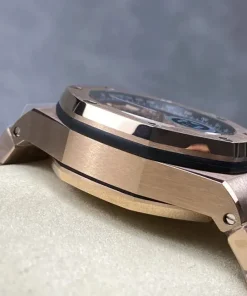 AP Royal Oak Offshore 26401RO brown dial bezel detail