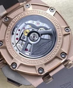 AP Royal Oak Offshore 26568OM grey dial bracelet detail