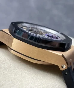 AP Royal Oak Offshore 26568OM dial closeup