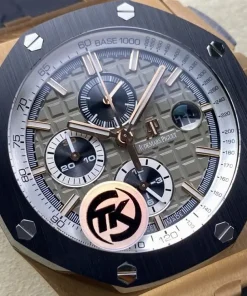 AP Royal Oak Offshore 26568OM bezel detail