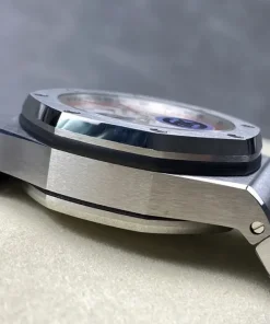AP Royal Oak Offshore 26470ST dial closeup A801CR