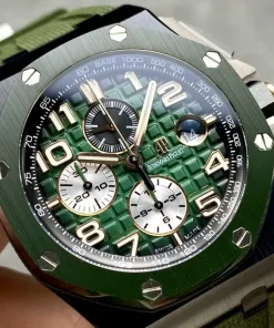 AP Royal Oak Offshore 26405CE green dial front view