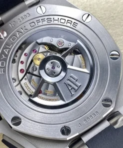 AP Royal Oak Offshore 26400SO white dial clasp detail