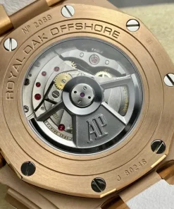 AP Royal Oak Offshore 26408OR white dial bracelet detail