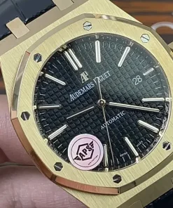 AP Royal Oak 15400OR dial closeup