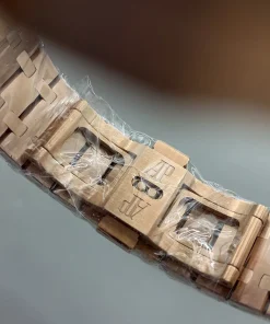AP Royal Oak 15407OR side profile