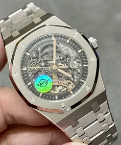 AP Royal Oak 15407ST lug detail