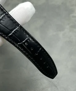AP Royal Oak 15500OR dial closeup