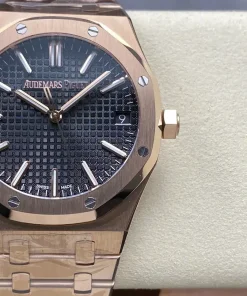 AP Royal Oak 15510OR black dial crown detail 1320OR