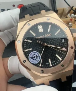 AP Royal Oak 15510OR black dial clasp detail D002CR