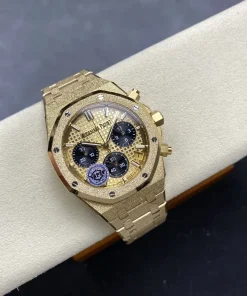AP Royal Oak 26240BA front view GG