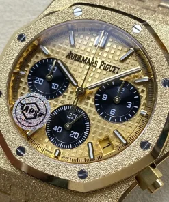 AP Royal Oak 26240BA caseback detail GG
