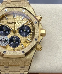 AP Royal Oak 26240BA dial closeup GG