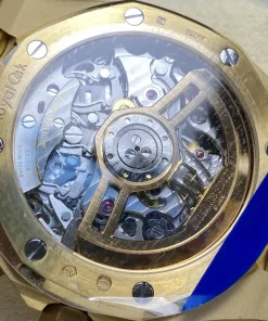 AP Royal Oak 26240BA bezel detail GG