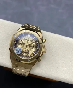 AP Royal Oak 26240BA side profile 1320BA
