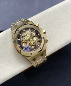 AP Royal Oak 26240BA dial closeup 1320BA