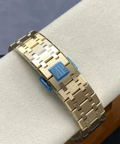 AP Royal Oak 26240BA bezel detail 1320BA