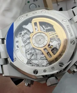 AP Royal Oak 26240BC caseback detail GG