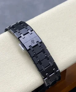 AP Royal Oak 26240CE dial closeup