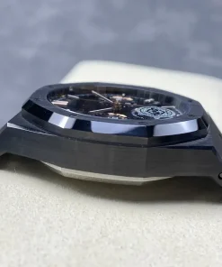 AP Royal Oak 26240CE caseback detail
